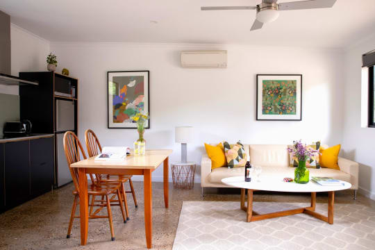FREEHOLD GOING CONCERN - Goldfield Riverside Apartments, Bright VIC - 1P0625