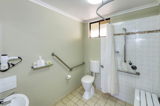 Exceptional Quality buying, Low maintenance, Near new condition - 2834MF