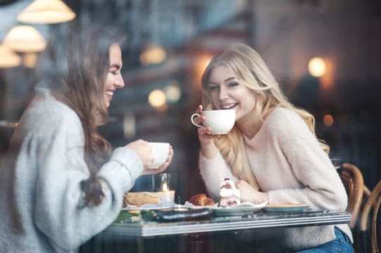 "ESTABLISHED CAFÉ FOR SALE FANTASTIC HERVEY BAY MARINA LOCATION"