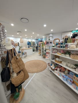 Coastal Fashion Boutique & Giftware Business in Kingscliff