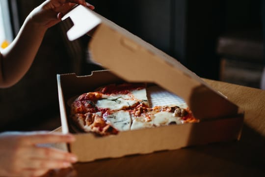 Pizza Shop | Established 6 Years | $10-11K Weekly Takings | Loyal Customer Base [2605281]