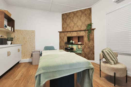 SALON SASS & CO - Established Reputation & Clientelle