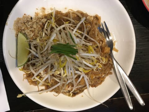 Want to know a Secret? Five star hidden Thai restaurant for sale in Springvale