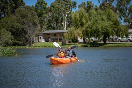 Award winning tourism business - watercraft hire Nagambie Lakes