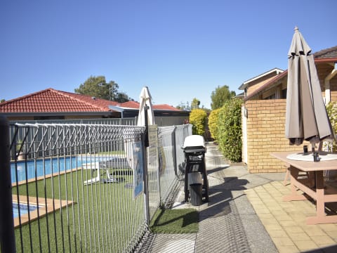 Riverside Waterfront Freehold or Passive Investment Motel Opportunity Port Macquarie NSW - 1131MF