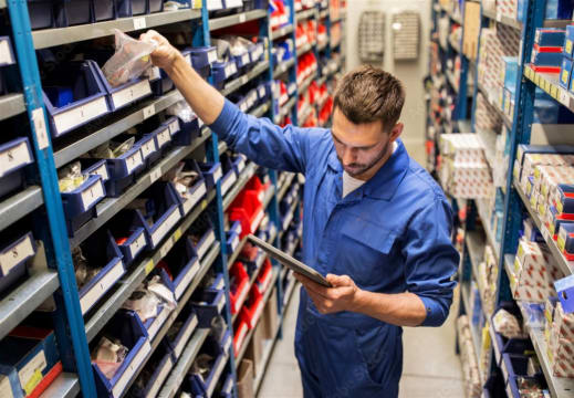 Automotive Retail and Installation Store - Consistent Trade!