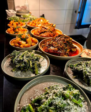 URGENT - PRIME CHAPEL STREET BAR OPPORTUNITY