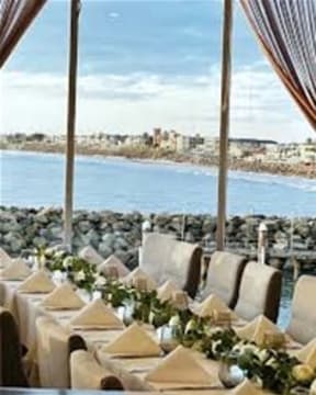 Dual Waterfront Dining & Bar Venues – Unmatched Investment Opportunity