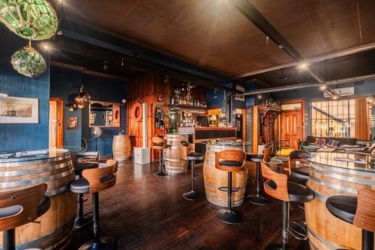 Stylish Wine Bar | Pizza | Private Laneway For Functions