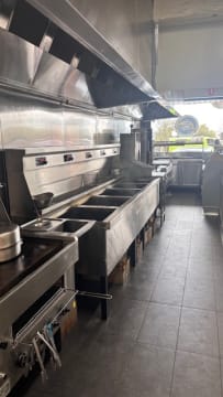 Open to all offers! Must sell busy fish & chips shop in Somerville [2509142]