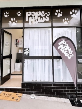 DOG GROOMING BUSINESS