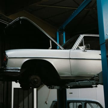 Automotive Restoration - Profitable