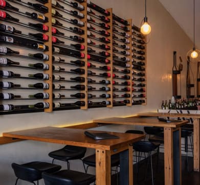 Restaurant Opportunity with Rare General Liquor Licence (On & Off Premise Sales)