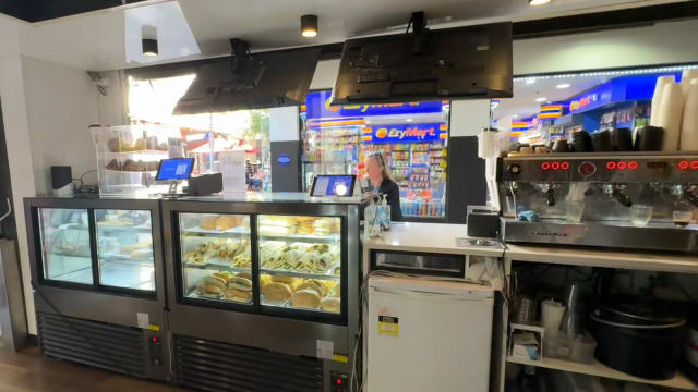 Iconic Melbourne Laneway Café | Proven Performer with Minimal Owner Input