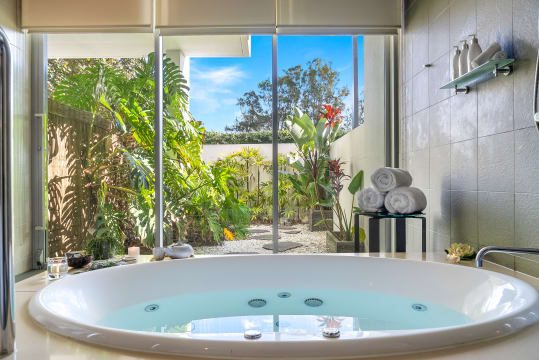 Pullman Magenta Shores Hospitality Hub
