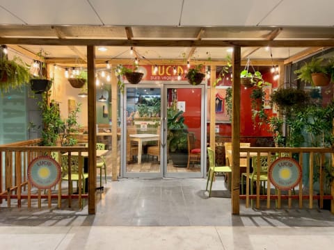 Thriving Vegetarian Restaurant with Beautiful Fit-out