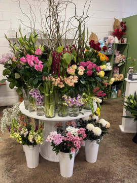 ESTABLISHED PROFITABLE FLORIST BUSINESS - STRONG REPUTATION, MULTIPLE REVENUE STREAMS, PROVEN PER...