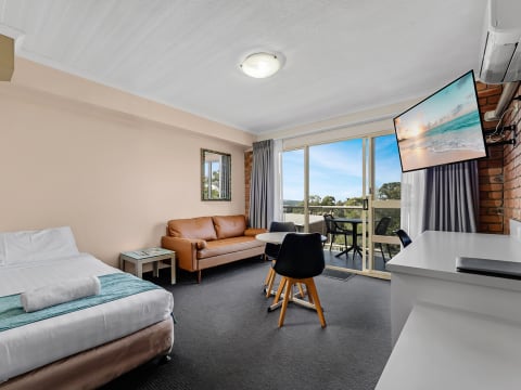 LEASEHOLD GEM ON THE NSW SAPPHIRE COAST! - 851ML