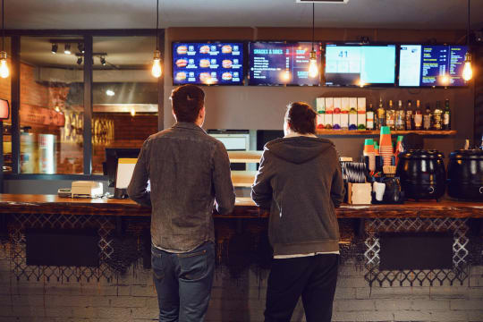 High-Traffic Burger Store in Major Shopping Centre – Huge Growth Potential [2603081]