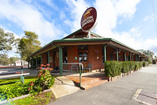 LEASEHOLD - Violet Town Hotel, VIC - 1P0532