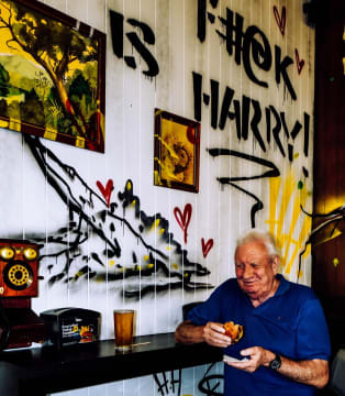 RIDICULOUSLY GOOD BURGERS and Who is Harry