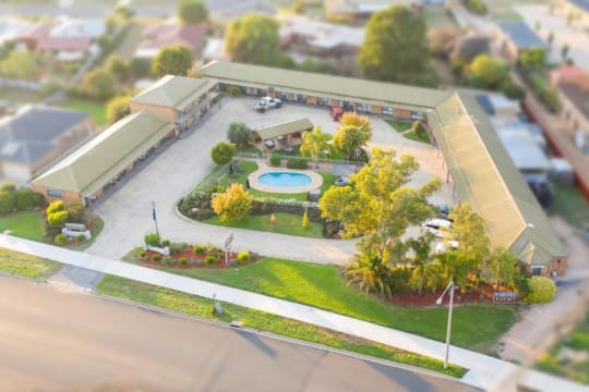 26-Room Leasehold Motel in Thriving Murray River Region