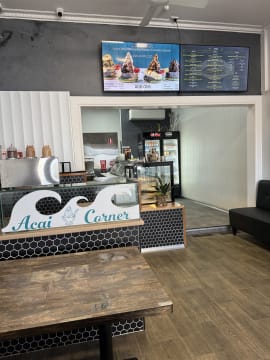 Thriving Waterfront Takeaway and Dining Business with Huge Growth Potential