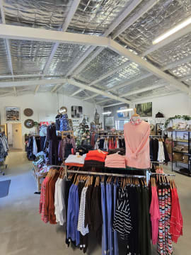 EXCEPTIONAL CAFE & LIFESTYLE STORE IN SEASIDE LOCATION