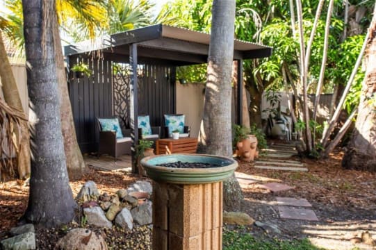 Profitable Seaside Bed & Breakfast Freehold Investment in Redcliffe