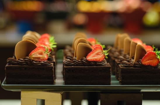 Café Shop in Box Hill – Great Opportunity to Grow [2610051]