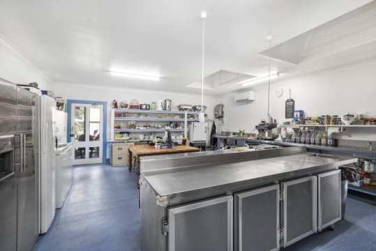 Ovis9z8nzcrbwcfo2nu4