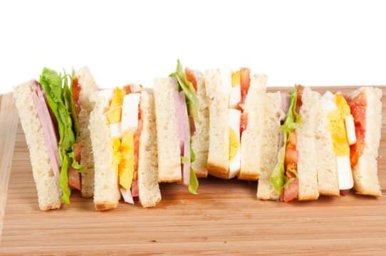 Established Restaurant For Sale  Prime Bella Vista Location $149,000