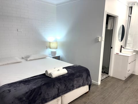 Freehold or Leasehold Motel for Sale in Proserpine QLD.