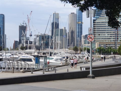 Cafe / Restaurant @ Docklands Waterfront
