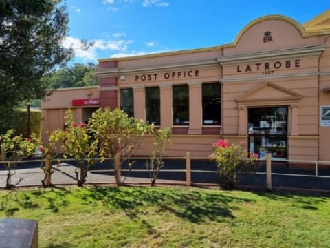 Latrobe Licensed Post Office Tasmania (SPDB2306)