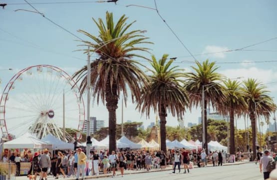 TROPHY BEACHSIDE HOSPITALITY VENUE | $1.9M TURNOVER | ELITE CORNER POSITION