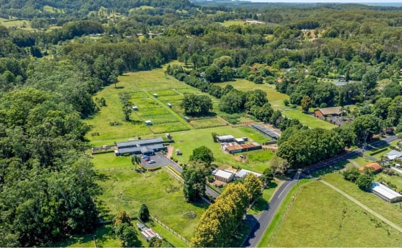 26 Acres, Established Pet Resort & Multiple Residences – A Rare Freehold Opportunity
