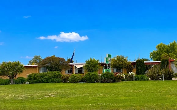 FREEHOLD - Lake Bolac Motel - 1P0565
