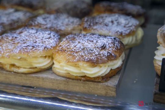 Highly profitable bakery and cafe in one