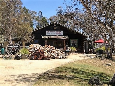 ICONIC LOG CABIN TEA HOUSE RESTAURANT WITH TOP VIEWS UNDER MT GLADSTONE LOOKOUT