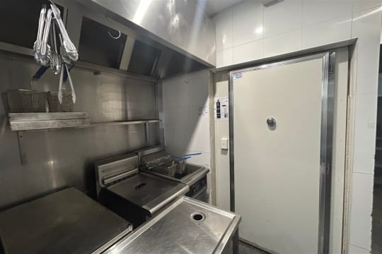 Anglesea Food Hub Turnkey Coastal Setup