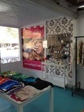 LADIES FASHION RETAIL STORE  WITH FULLY FUNCTIONING ON-LINE WEBSITE