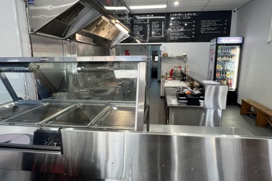 UNDER OFFER - Henty St Fish & Grill