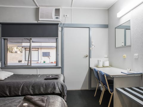 IDEAL FIRST TIME LEASEHOLD OPPORTUNITY - 2397ML