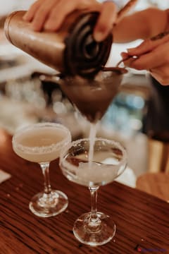 Kelp - San Remo.  Cocktail, Wine & Dining Bar  - Thriving business for Sale