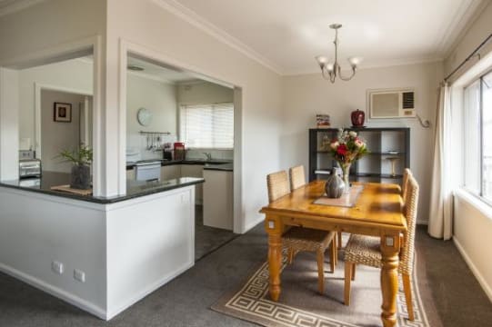Boutique Freehold Accommodation Offering Income and Lifestyle in Healesville