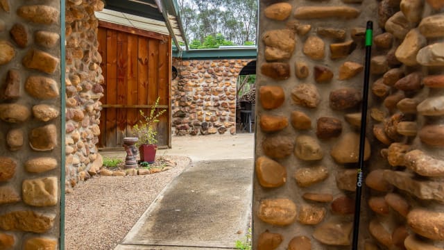 Sapphire Caravan & Cabin Park - Established Park in a Renowned Outback Tourism Region