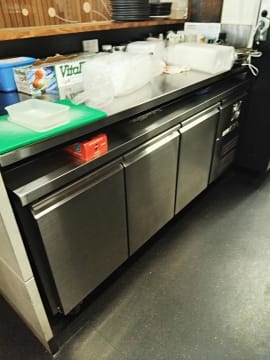 Best Equipped Moonah Cafe Great Location Superb Food Brilliant Low cost opport @ O/O $99,990 WIWO