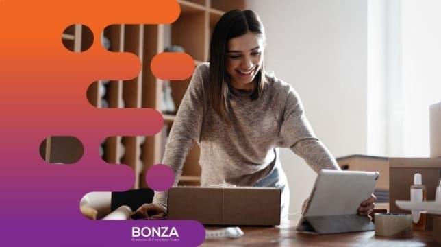 35612 AMAZING OPPORTUNITY - $1 + STOCK - WOMEN'S ONLINE RETAILER