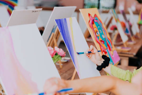 ALL OFFERS CONSIDERED - BOUTIQUE BUSINESS BRUSH & BUBBLES FOR SALE